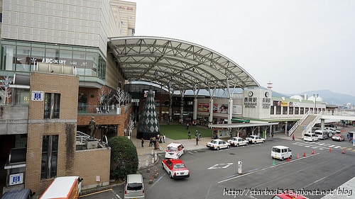 20251013-a0wnh 20251013-a0wnh