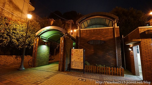 20251013-bi74l 20251013-bi74l