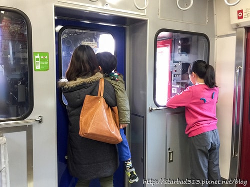 20251013-e4c9l 20251013-e4c9l