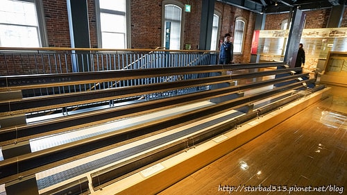 20251013-lw3kk 20251013-lw3kk