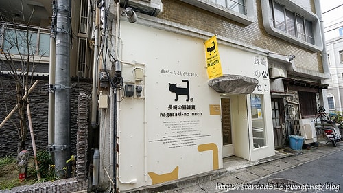 20251013-mvn1w 20251013-mvn1w