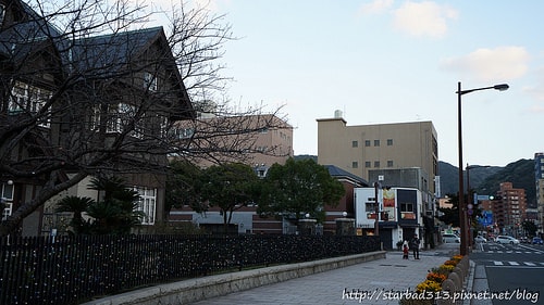 20251013-qvecw 20251013-qvecw