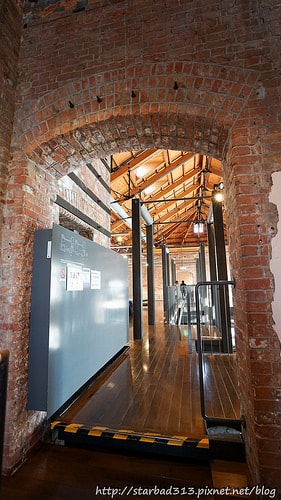 20251013-v4w0b 20251013-v4w0b