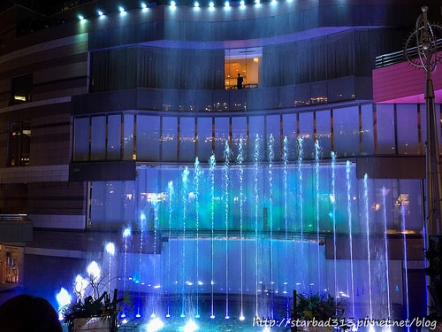 20251013-vr9gw 20251013-vr9gw