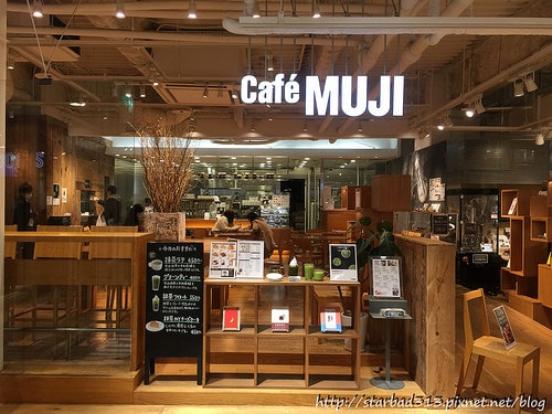 20251013-w2w6o 20251013-w2w6o