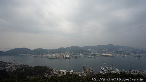 20251013-y4q6r 20251013-y4q6r