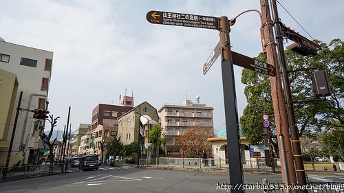 20251013-yes7l 20251013-yes7l