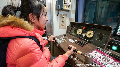 20251013-yw2gp 20251013-yw2gp