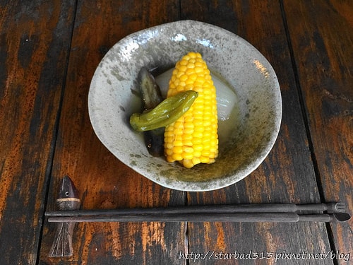 20251013-9g8l1 20251013-9g8l1