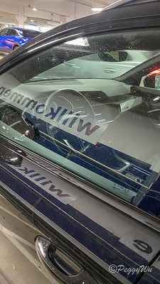 20251013-76av1 20251013-76av1