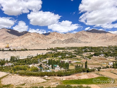 20251013-0fmxd 20251013-0fmxd