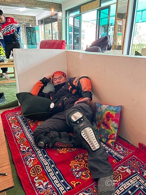 20251013-0zh76 20251013-0zh76