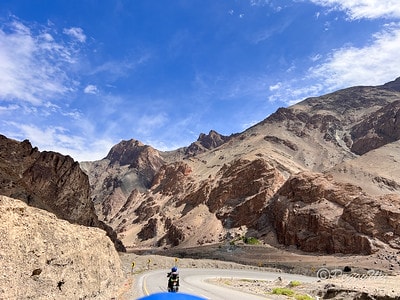 20251013-1gixr 20251013-1gixr