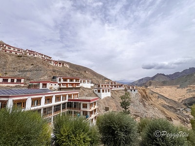 20251013-1i2hx 20251013-1i2hx