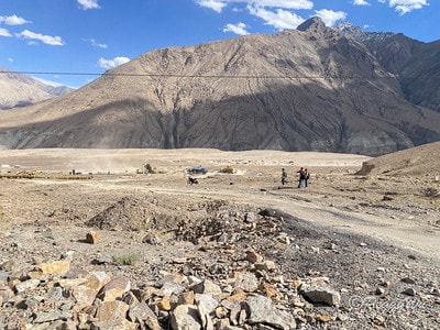 20251013-21uj7 20251013-21uj7