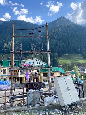 20251013-2yip8 20251013-2yip8