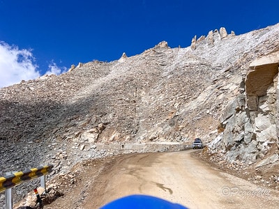 20251013-4dxrk 20251013-4dxrk