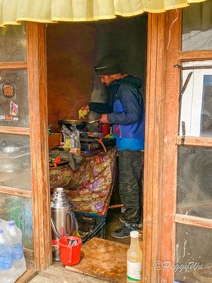 20251013-4fqyb 20251013-4fqyb