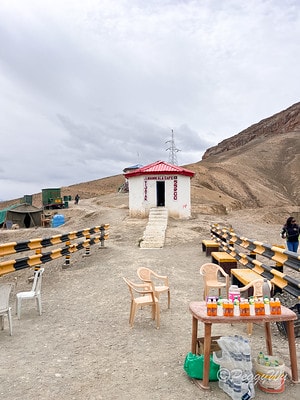 20251013-4nv1u 20251013-4nv1u