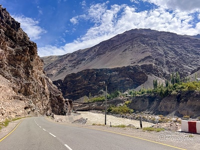 20251013-744hl 20251013-744hl