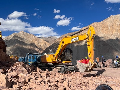 20251013-81fxt 20251013-81fxt