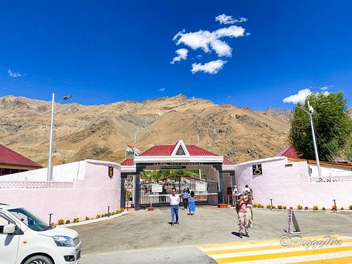 20251013-8kw4o 20251013-8kw4o