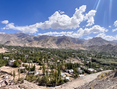 20251013-c22js 20251013-c22js