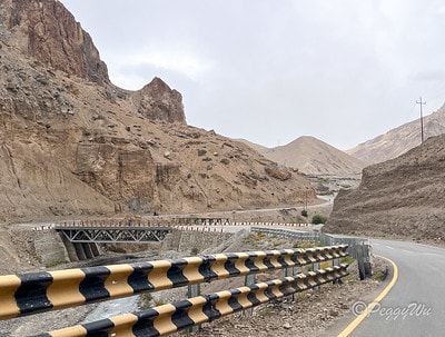 20251013-dk3ya 20251013-dk3ya