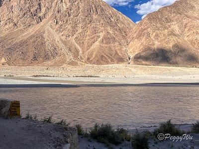 20251013-f0y16 20251013-f0y16