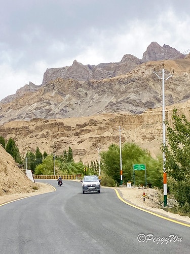 20251013-fwrmh 20251013-fwrmh