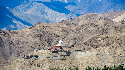 20251013-hxtux 20251013-hxtux