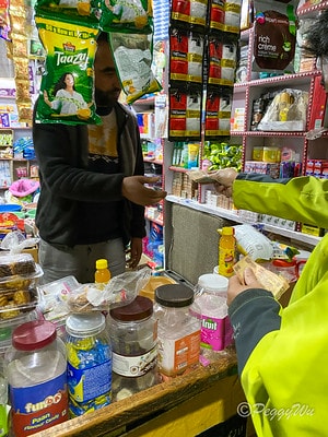 20251013-l5g9d 20251013-l5g9d