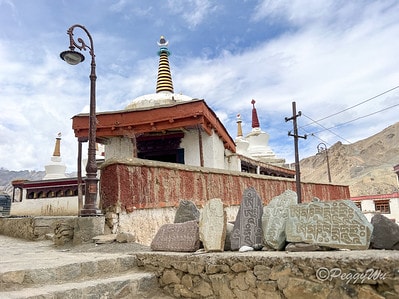 20251013-m5nmw 20251013-m5nmw