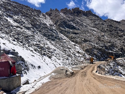 20251013-my5ix 20251013-my5ix