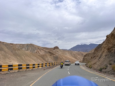 20251013-nh9lh 20251013-nh9lh