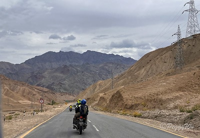 20251013-o92mh 20251013-o92mh