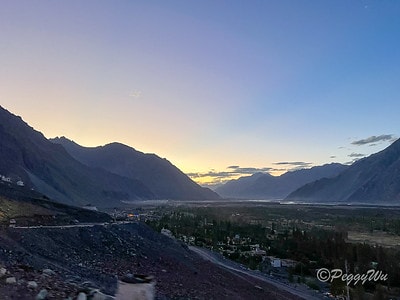 20251013-rrlr5 20251013-rrlr5