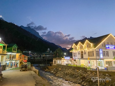 20251013-uz9ap 20251013-uz9ap