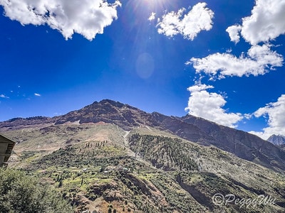 20251013-1g2lh 20251013-1g2lh