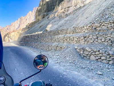 20251013-2tos2 20251013-2tos2