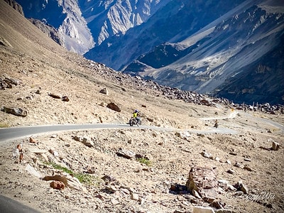 20251013-2z9fw 20251013-2z9fw