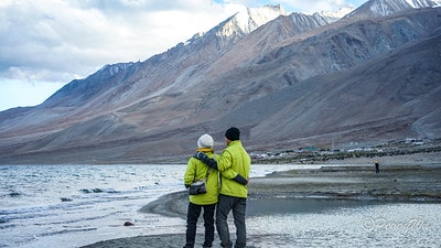 20251013-3u387 20251013-3u387