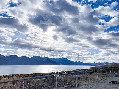 20251013-4neix 20251013-4neix