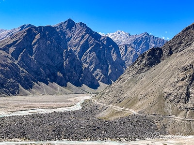 20251013-5t4ug 20251013-5t4ug