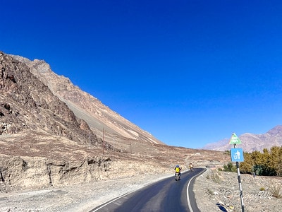 20251013-835ku 20251013-835ku