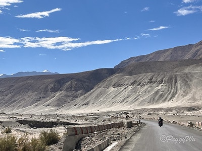 20251013-8e884 20251013-8e884