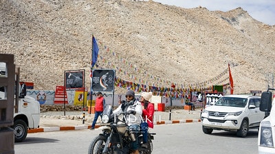 20251013-b5btx 20251013-b5btx