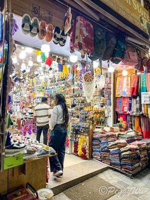 20251013-b5xl4 20251013-b5xl4