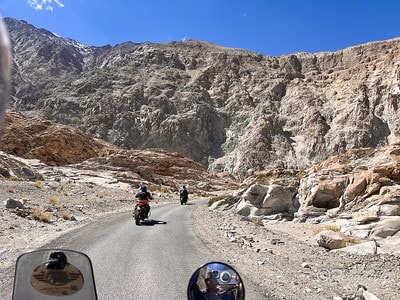 20251013-b9mg9 20251013-b9mg9