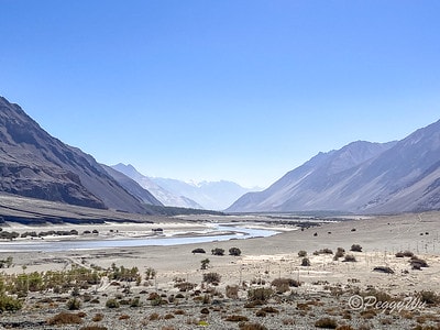 20251013-fb57w 20251013-fb57w